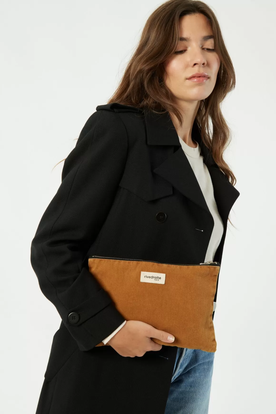 New Barbette,theMediumsizedpouch Pouches | Fall 24